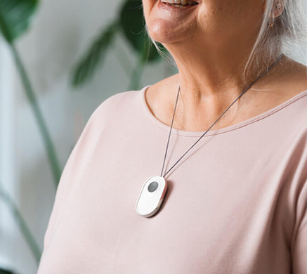 Person wearing the pendant